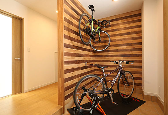 大好きな自転車と暮らす、エアコン１台で暖かい家　リノベーション　札幌　注文住宅　工務店　ハウスメーカー