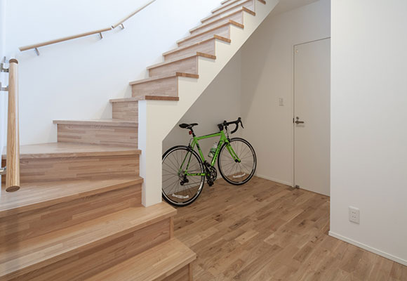 独立性を尊重した、メゾネットタイプの二世帯住宅　リノベーション　札幌　注文住宅　工務店　ハウスメーカー