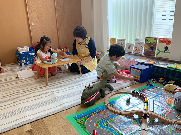 プロの保育士さんにお願いしまして