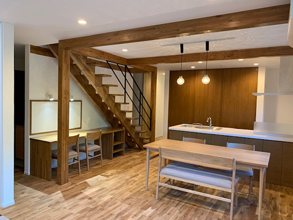 『階段の存在』