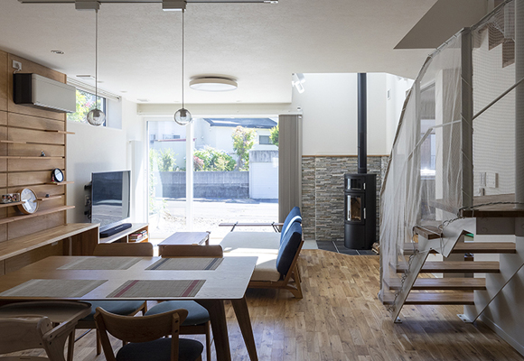 IoTと薪ストーブで、スローライフを軽やかに楽しむ　新築　札幌　注文住宅　工務店　ハウスメーカー