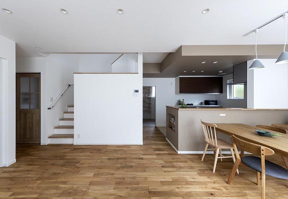 中２階・スキップフロアのある家　新築　札幌　注文住宅　工務店　ハウスメーカー