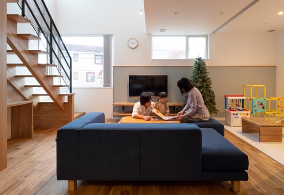 ゆったり落ち着く広々リビングの家 新築・注文住宅　4LDK 35坪